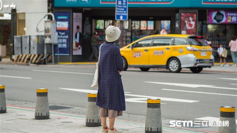 5縣市豪、大雨特報！下週一東北季風報到　這天起「低溫恐不到20℃」（新聞配圖）