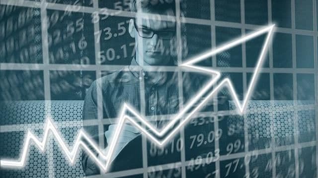 58萬人開香檳！外資大舉掃貨「這檔」8.1萬張　漲幅狂升5.61%（新聞配圖）