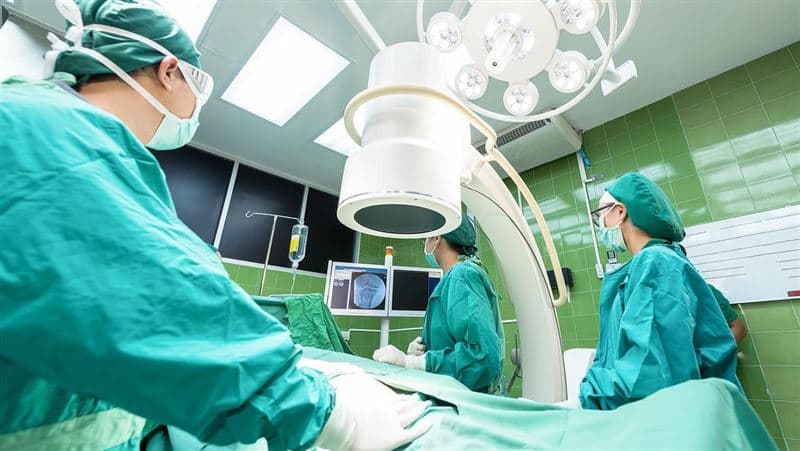 毫無症狀!60歲男因「1事」就醫 醫驚:慘得肺腺癌(新聞配圖)