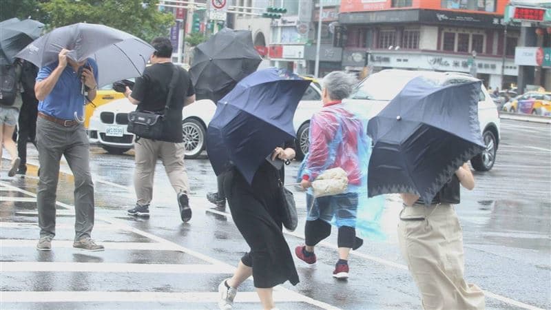 秋老虎還沒走!午後雷雨開炸「4地區」 有感轉涼時間曝光(新聞配圖)
