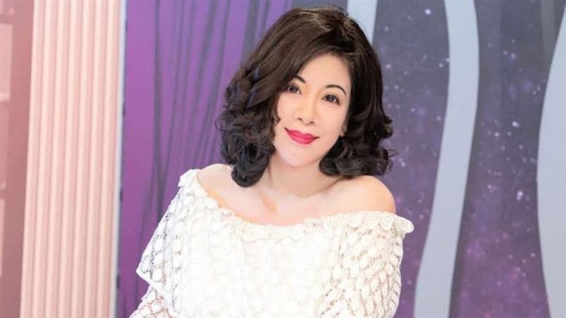 昔摔斷尾椎骨！陳文茜險又重摔　曝西施犬「救她半條命」（新聞配圖）