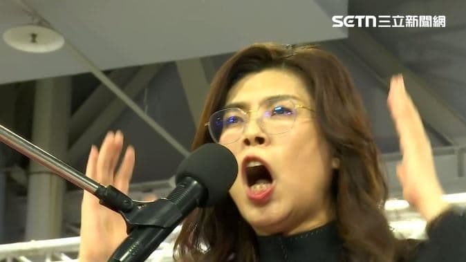 徐巧芯稱徐欣瑩同意開放幫邱臣遠站台！鄭麗文駁斥：她的消息來源有問題（新聞配圖）