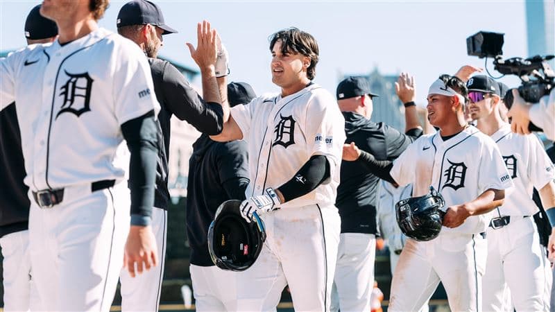 MLB/韋蘭德生涯最終戰 李灝宇9局下敲二壘打!隊友再見2分砲送回他(新聞配圖)