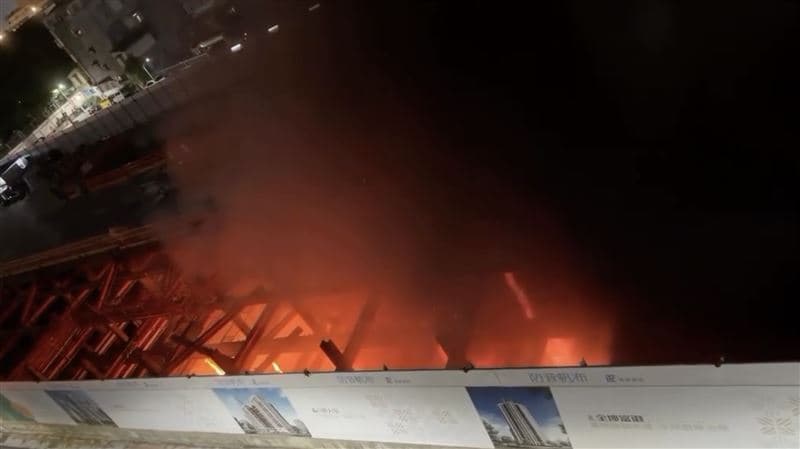 北市工地惡火消防員飆41度插管送醫　粉專揭輪替降溫管理漏洞（新聞配圖）