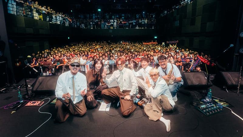 人氣樂團爆激烈衝突!吉他手氣到出拳 主唱驚吐「多次想退團」(新聞配圖)