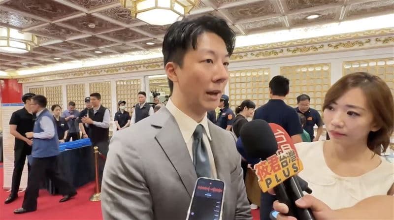 基隆、新北可望翻盤？吳崢喊「選情沒樂觀本錢」：會戰戰兢兢爭取支持（新聞配圖）