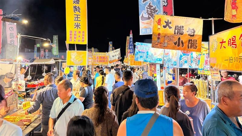 開幕不到3個月!彰化「4000坪夜市剩1攤」 在地人:倒閉不意外(新聞配圖)