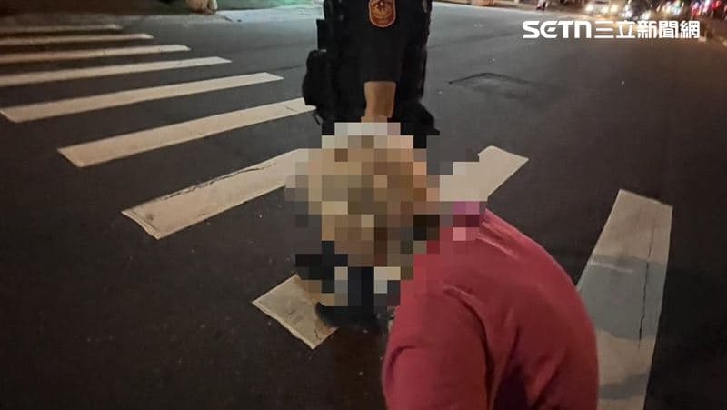 阿嬤衝教堂呢喃「要接丈夫回家」！警一查鼻酸：年初剛死亡（新聞配圖）