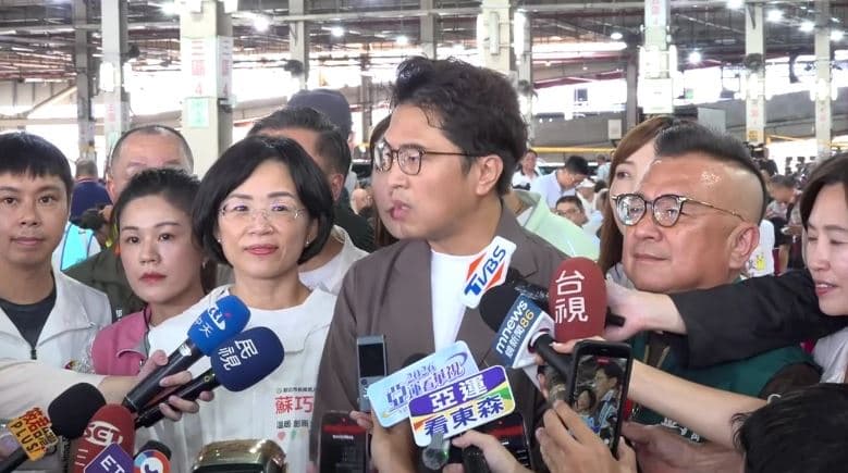 蔣萬安控阻擋營養午餐專法 沈伯洋還原真相反擊:能不能根據事實評論?(新聞配圖)