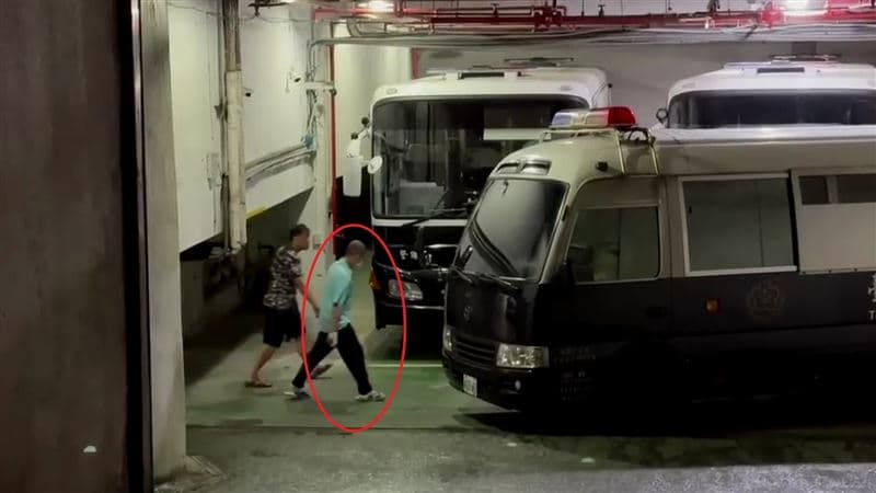 不滿遭索討400萬車禍賠償！莽男揮刀砍殺富邦業務員　法院裁定收押（新聞配圖）