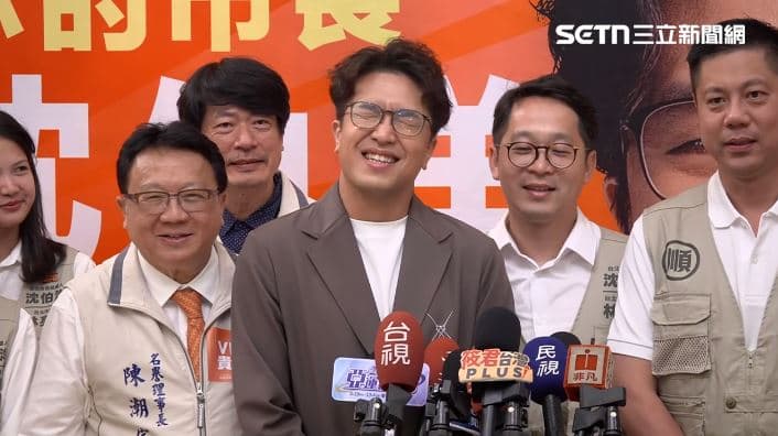 12萬人大場開金嗓爆紅 沈伯洋還原過程苦笑:本來要用預錄的(新聞配圖)