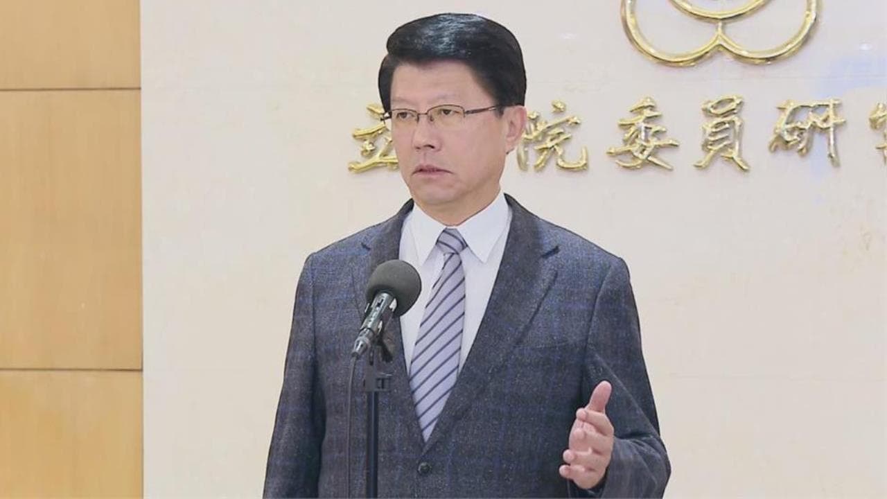 妻是主委沒人管得動？謝龍介遭爆雜物堆樓梯間「擋消防設備」本人認了：處理不夠周全（新聞配圖）