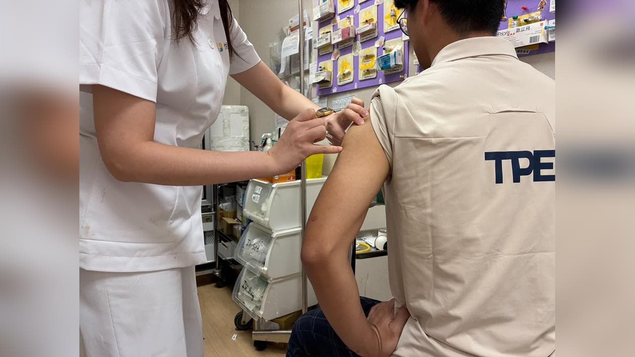 綜合/「打」了再出發!青奧代表團首度前進非洲 奧會攜手東洋藥品為選手施打疫苗(新聞配圖)