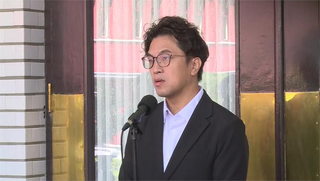 福德宮送甘蔗「蔣萬安沒帶走」 沈伯洋建議:應該跟神明致意一下(新聞配圖)