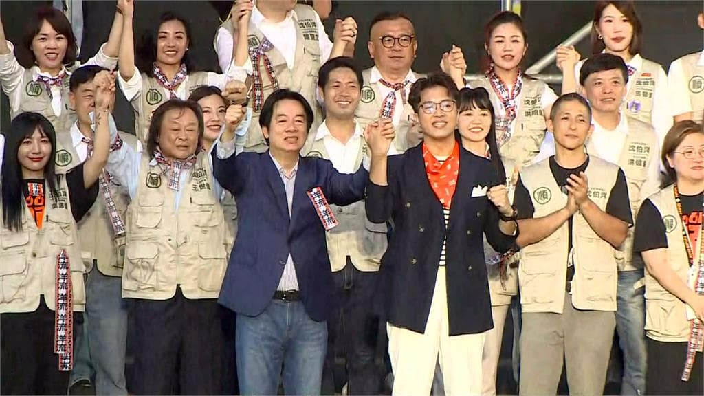 綠營大咖都來了!沈伯洋競總成立喊破12萬人 蔡康永也現身台下(新聞配圖)
