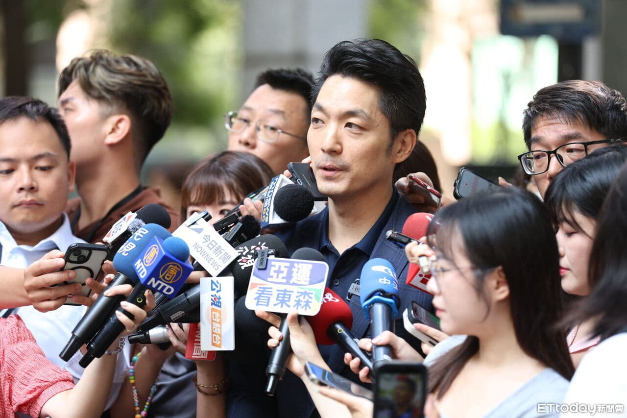 曹興誠讚沈伯洋「消弭藍綠對立」　蔣萬安團隊：大罷免回來了（新聞配圖）