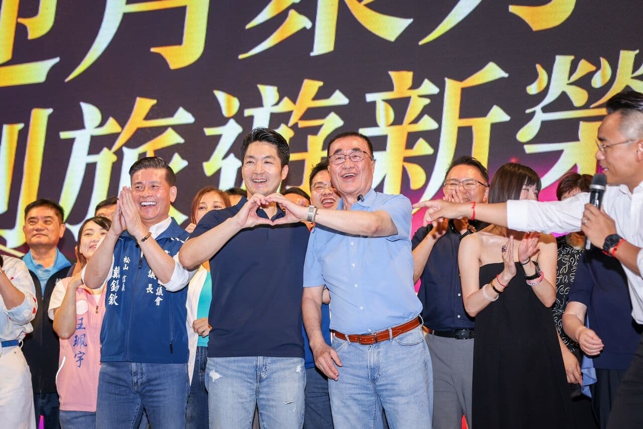 合體「最親密的戰友」李四川　蔣萬安：共同克服萬難讓大巨蛋營運（新聞配圖）