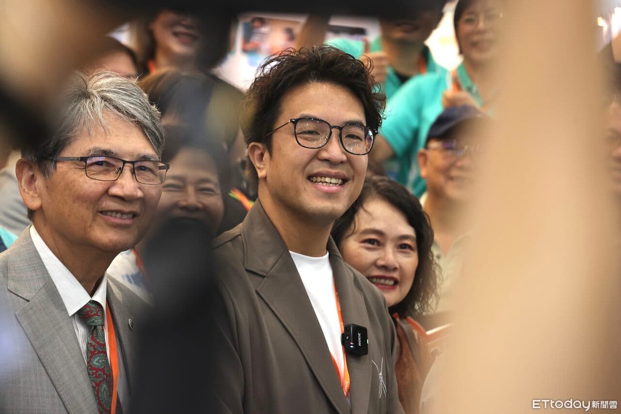 小卷風波!蔣萬安稱「僅9人身體不適」 沈伯洋:每個學生都很重要(新聞配圖)