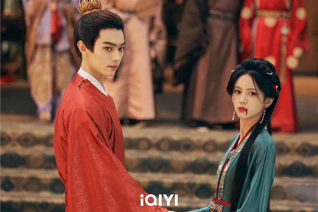 許凱當眾下跪霸氣紅衣搶婚「前一晚激情擁吻」　公主抱狂撩周也！（新聞配圖）