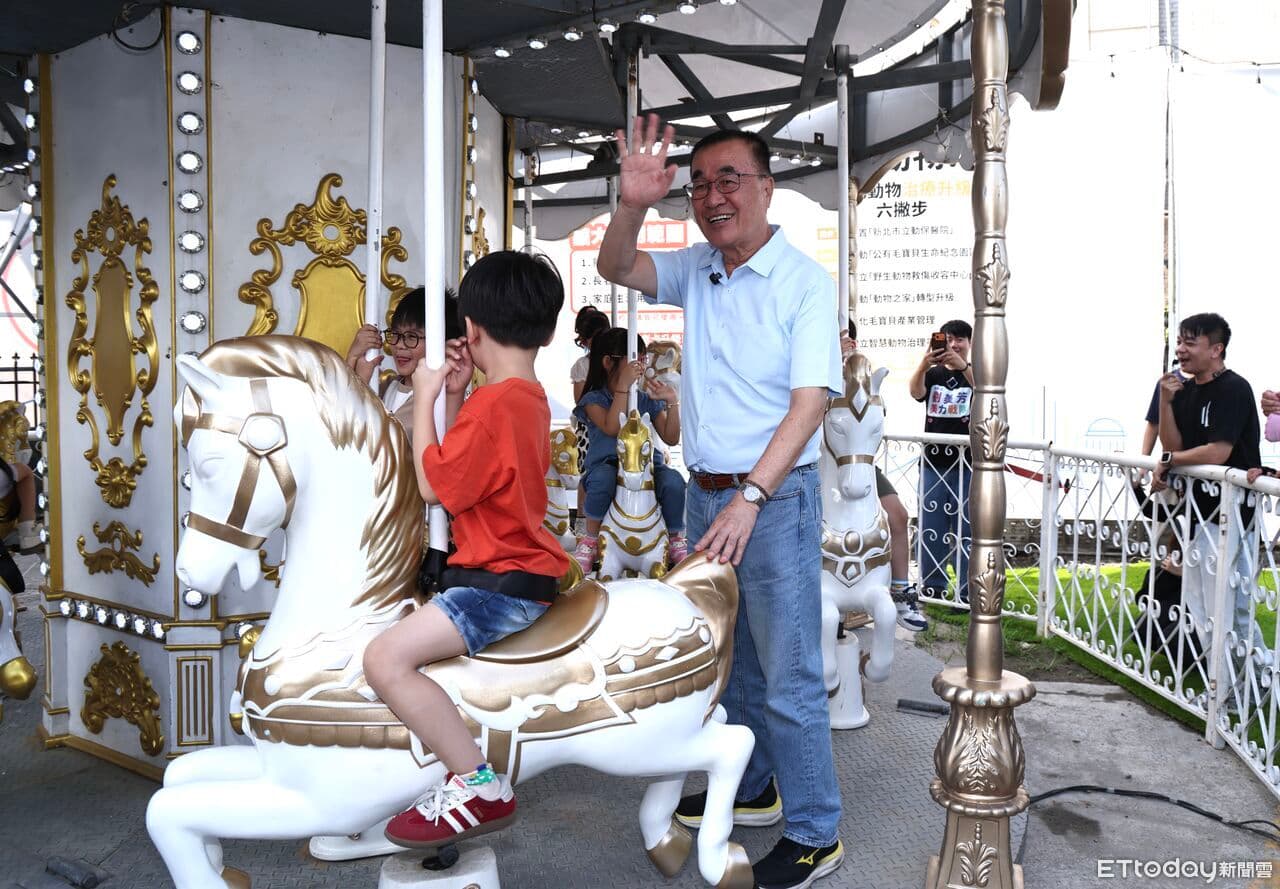 李四川性別平權政見來了!育嬰留停補足全薪 讓爸媽都能安心請(新聞配圖)
