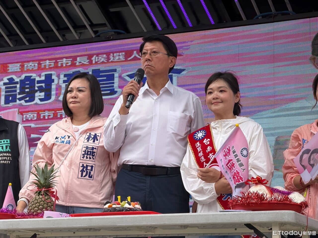 藍白同台挺李佳蓉! 與謝龍介聯合競選服務處成立拚大南科關鍵一席(新聞配圖)