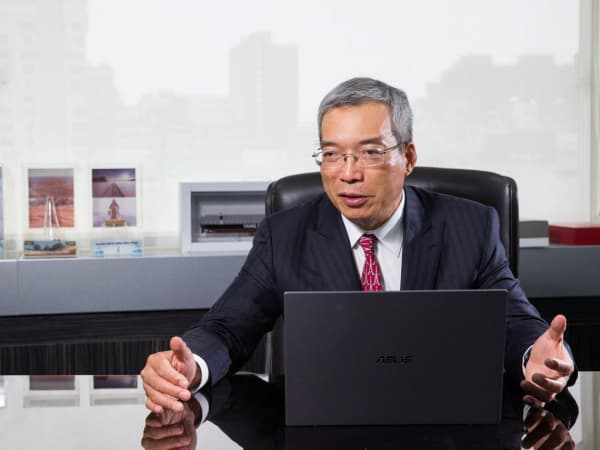 輝達市值逼近6兆美元、台積電ADR入新賽道!謝金河:聯發科快跑一段後台積電可能奮起,帶動台股奔赴5萬點(新聞配圖)