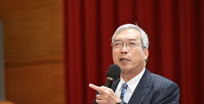 台灣九合一選舉將至 謝金河析選情和經濟變數(新聞配圖)