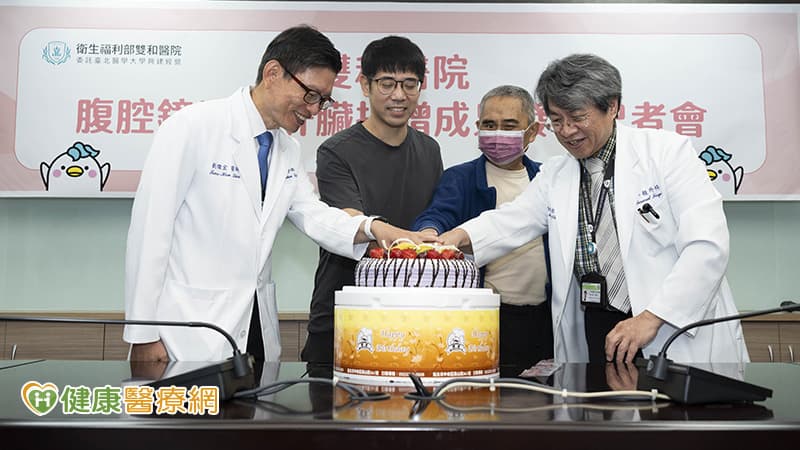 肝癌預後仍吐血昏迷!兒返台捐肝救父 醫示警「這些症狀」恐是肝硬化警訊(新聞配圖)