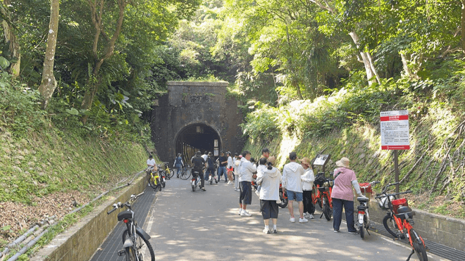 4天國旅有多旺?觀光人次破165萬 連兩日單日突破50萬(新聞配圖)