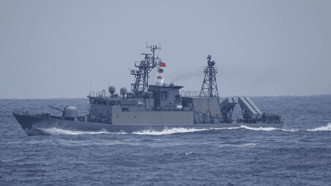 送海巡艦還不夠?傳雄三飛彈誤射軍艦也將援贈菲律賓 國防部說話了(新聞配圖)