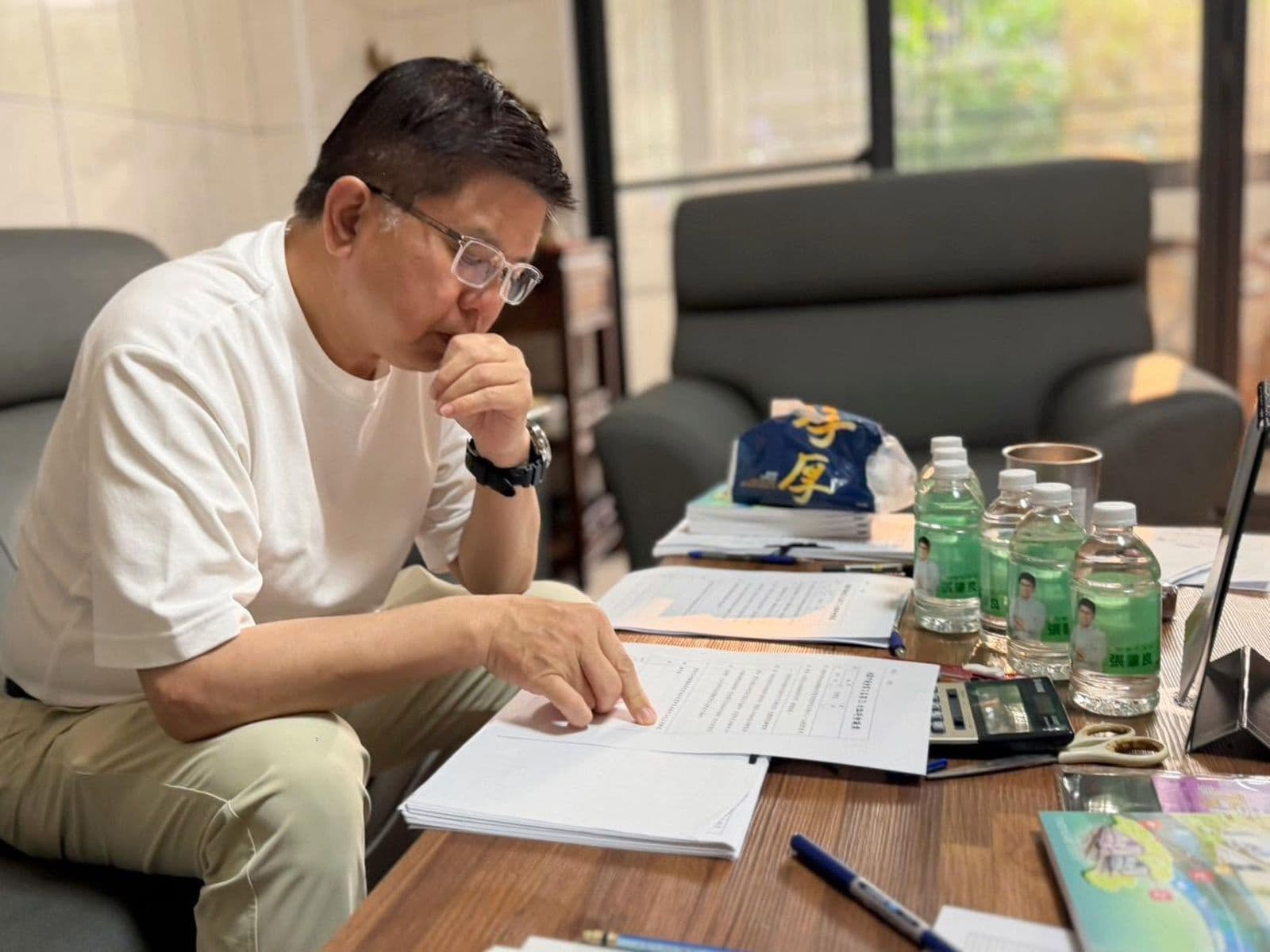 桃園市議員張肇良涉貪羈押禁見 科長百萬元交保(新聞配圖)