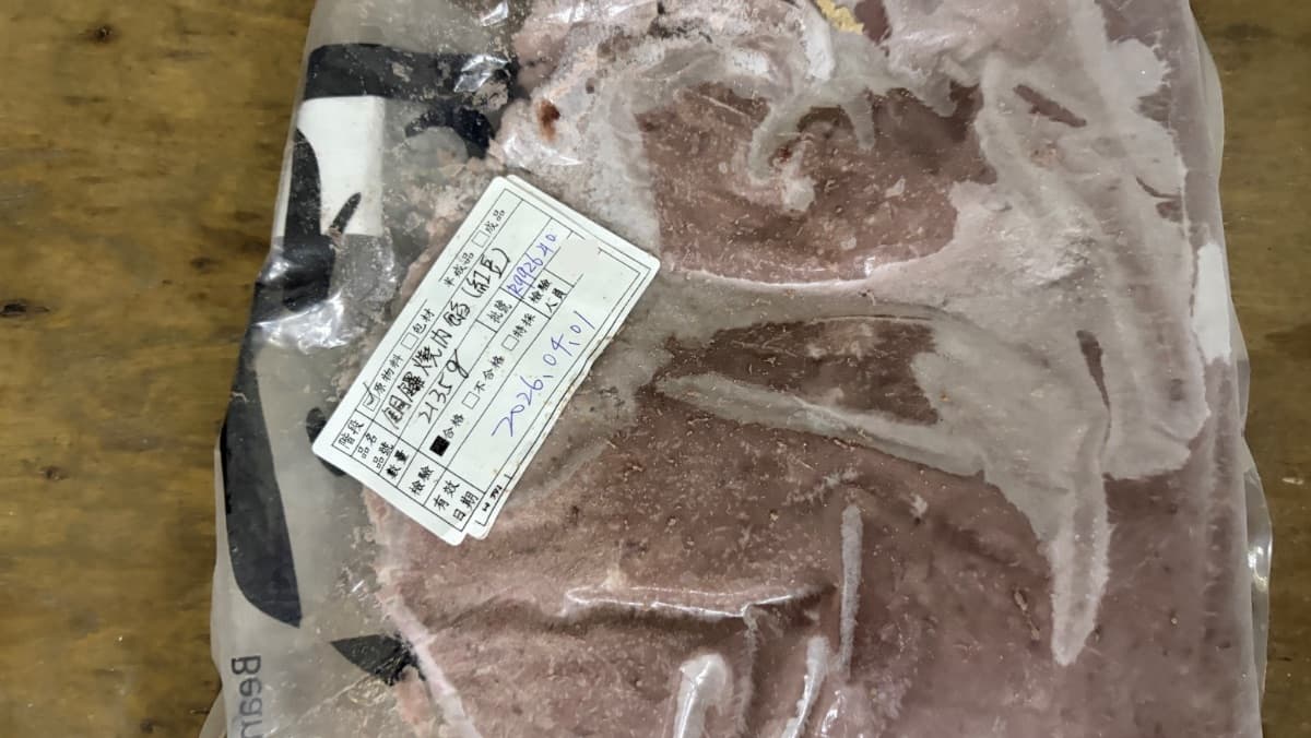 巧克力名店「巧克力雲莊」、「蕊杜」查獲逾期原料　食藥署各罰6萬（新聞配圖）