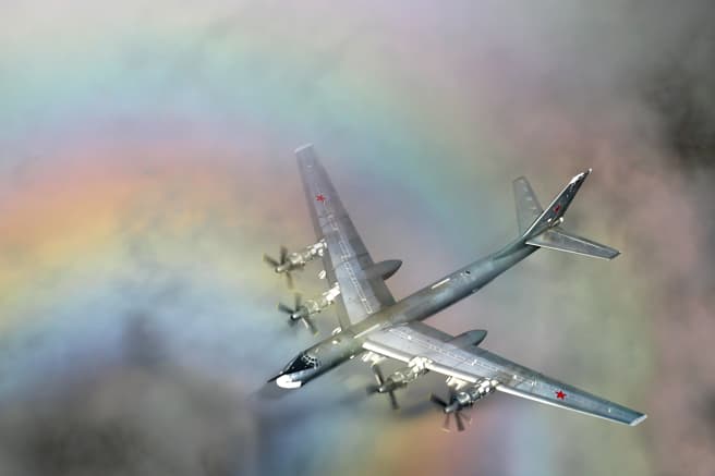 俄羅斯Tu-95MS戰略轟炸機墜毀遠東 機組人員6死1傷(新聞配圖)