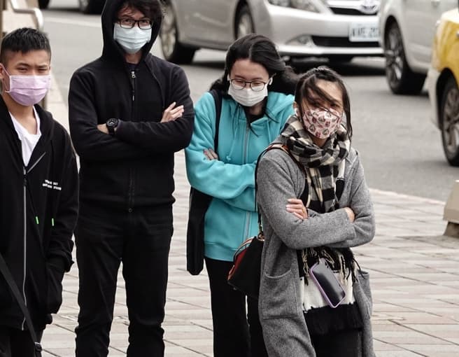 更強冷空氣報到!北部明起轉雨降溫 下周恐探20度(新聞配圖)