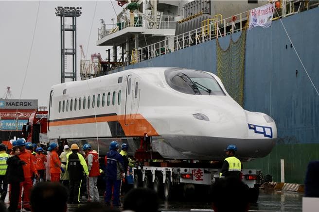 中秋高鐵塞爆！新車明年7月才載客 徹底紓解要等後年（新聞配圖）