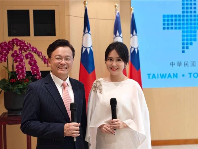 哈遠儀20年職涯首攜手戴立綱主持國慶!曝祖父62年前參與雙十閱兵 感性跨三代傳承(新聞配圖)