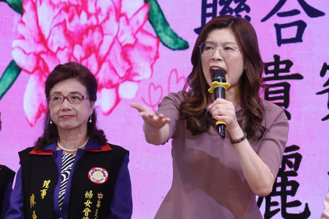 鄭麗文讚李四川是基層的靠山：這場選舉決定台灣民主的未來（新聞配圖）