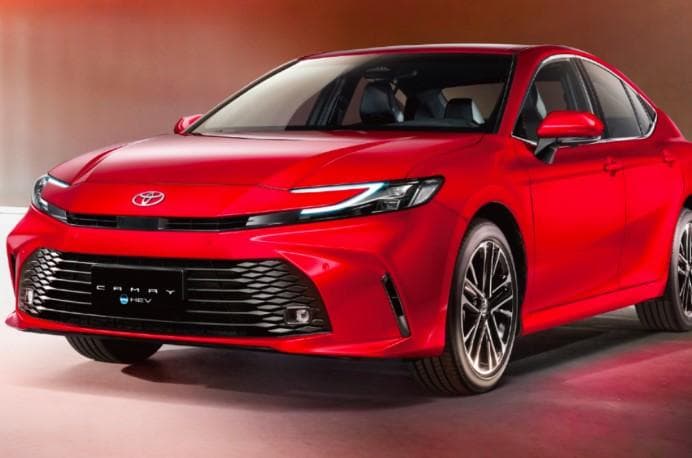 Toyota Camry新年式戰力補齊 雙動能4車型標配8氣囊 最高40項防護安全不妥協(新聞配圖)