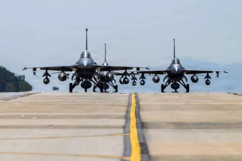 美軍F-16為何不集中？31架戰機重新分散南韓兩基地（新聞配圖）