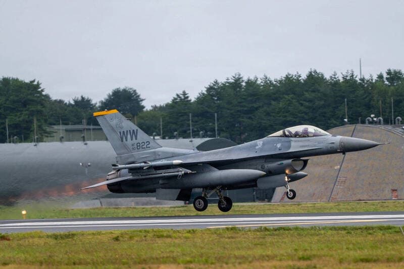 烏克蘭逾半F-16陷「維修停滯」 例行檢查竟耗40週、飛彈庫存也告急（新聞配圖）