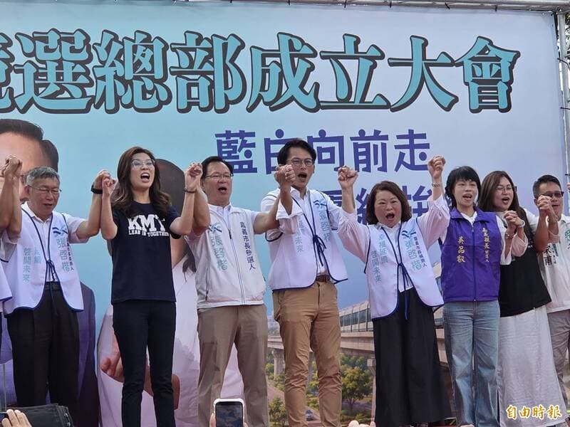 張啓楷競選總部教師節成立,鄭麗文輔選喊教育部長下台(新聞配圖)