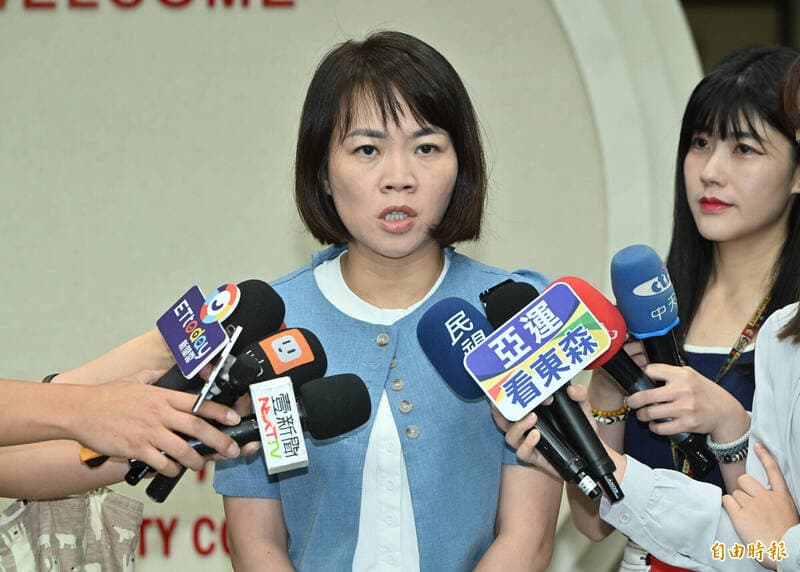 金華國中校長道歉後又拍片挺市府 簡舒培轟:需要這麼冷血?(新聞配圖)