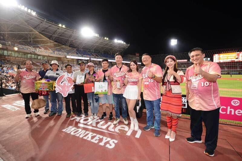 樂天桃園棒球場「水蜜桃趴」延期 10/3拉拉山奇異果接棒(新聞配圖)
