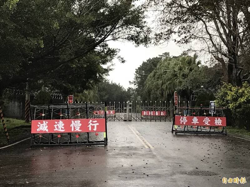 陸軍206旅驚傳女軍官墜樓亡 軍方證實倒在蔣公銅像前（新聞配圖）