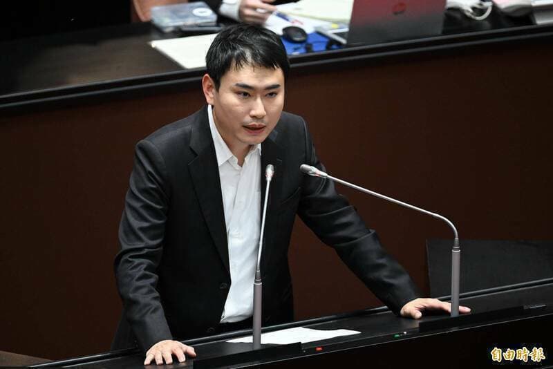 首批新購F-16V將抵台 陳冠廷：川習會後美中競爭結構未改變（新聞配圖）