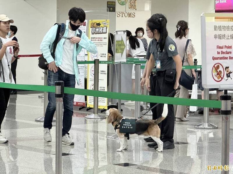 帶中國豬肉闖關挨罰20萬拖6年 台商被「鎖國門」才借錢繳清(新聞配圖)
