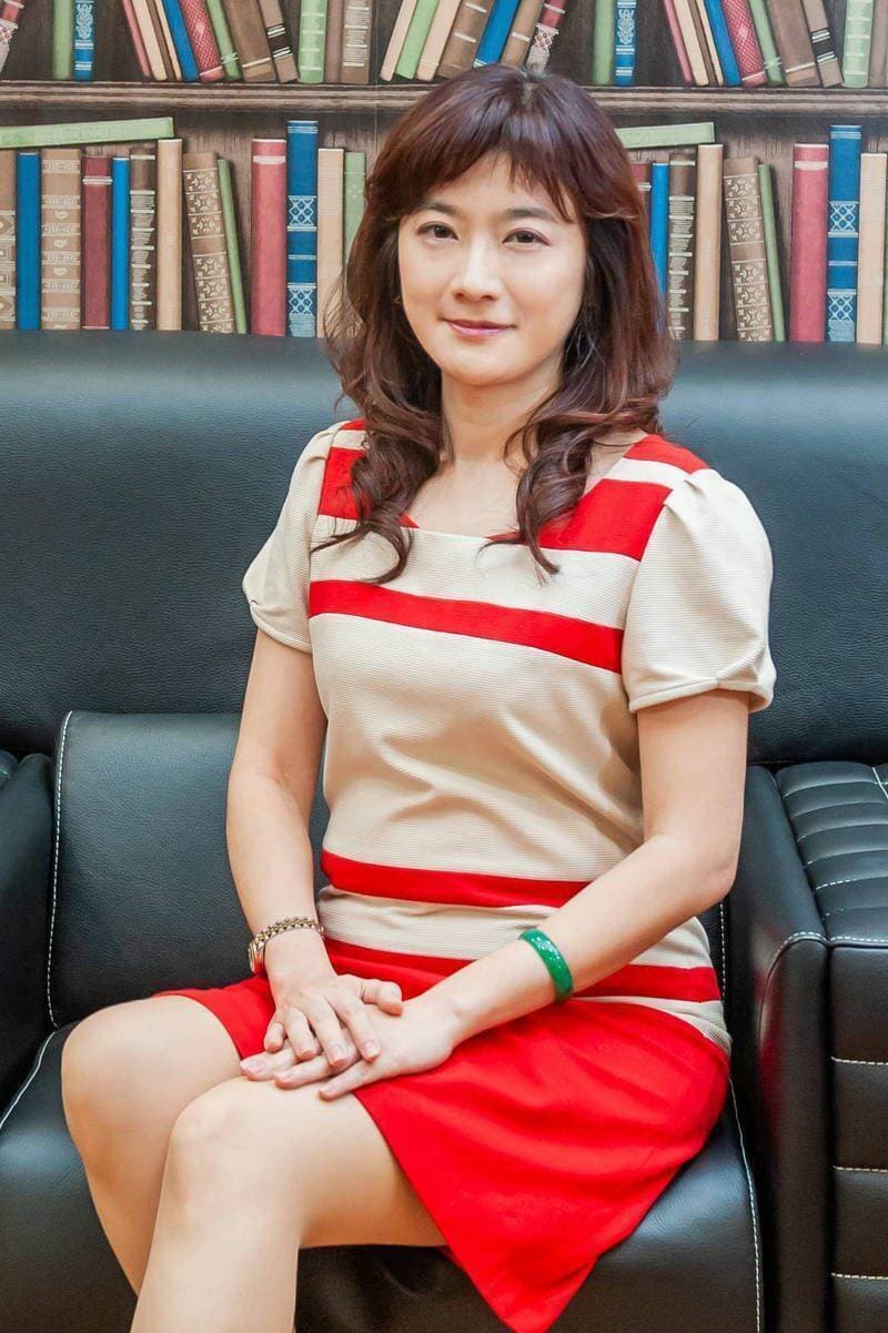 遭調查官違法逮捕追殺！「生技界美魔女」國賠求償500萬元 承諾勝訴全捐庇護工場（新聞配圖）