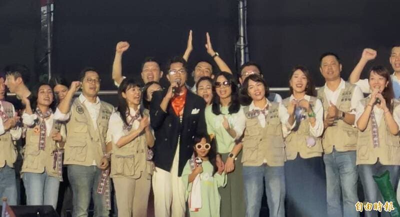 洋流競總成立湧入12萬人！蔡英文壓軸現身 沈伯洋高歌成「彩蛋」（新聞配圖）