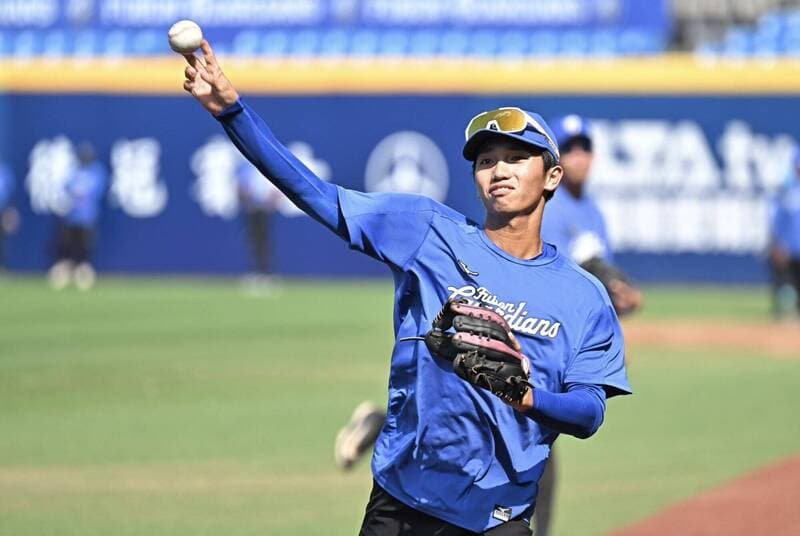 中職》富邦大膽用22歲菜鳥初先發 守備失誤被獅隊追回1分(新聞配圖)