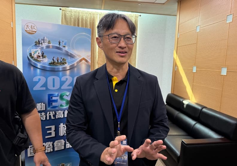 記憶體「不缺貨」？潘健成：AI搶產能，PC明年恐再砍25%（新聞配圖）